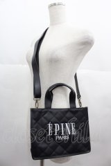 epine / キルティングショルダーバッグ  黒Ｘ白 I-25-06-25-102-LO-BG-HD-ZI