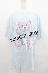 LISTEN FLAVOR / お注射ベアビッグTシャツ  ライトブルー I-25-06-25-027-PU-TS-HD-ZI