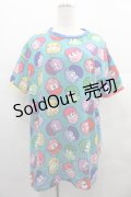 galaxxxy / おそ松さん×galaxxxy 総柄Tシャツ  ブルー I-25-06-25-028-PU-TS-HD-ZI
