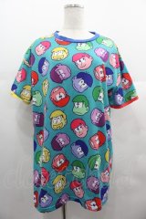 galaxxxy / おそ松さん×galaxxxy 総柄Tシャツ  ブルー I-25-06-25-028-PU-TS-HD-ZI