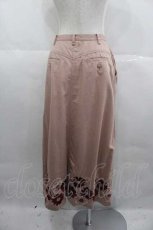 画像2: KETTY / 雛菊刺繍ワッペンスカート  ピンクＸ赤 I-25-06-29-081-EL-SK-HD-ZT161 (2)