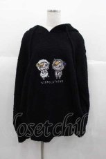 画像1: NieR CLOTHING / もこもこプルオーバーパーカー【ポケット付き】  黒 I-25-06-29-041-PU-TO-HD-ZTC072 (1)