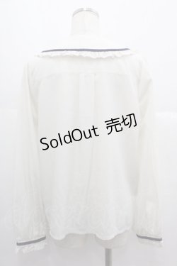 画像2: axes femme POETIQUE / リボン襟フリルブラウス  アイボリーＸネイビー I-25-07-09-033-AX-BL-HD-ZI