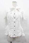 Ozz oneste / リボンタイデザイン薔薇刺繍半袖スナップボタンブラウス  白Ｘピンク I-25-07-16-017-OO-BL-HD-ZI