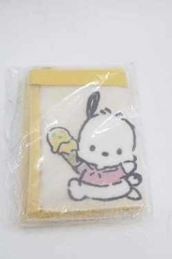 画像1: サンリオ / ポチャッコフラットポーチ  イエロー I-25-07-19-105-EL-ZA-HD-ZI