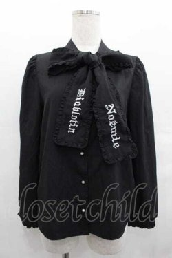 画像1: NOEMIE / ゴシック刺繍ボウタイフリルブラウス  黒 I-25-07-19-013-LO-BL-HD-ZI