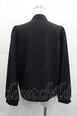 画像2: NOEMIE / ゴシック刺繍ボウタイフリルブラウス  黒 I-25-07-19-013-LO-BL-HD-ZI