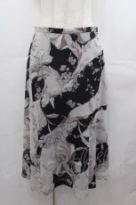 画像1: INGEBORG / 百合柄プリントスカート  黒Ｘピンク I-25-07-27-096-LO-SK-HD-ZT054 (1)