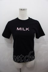 MILK / ロゴ半袖カットソー  黒Ｘピンク I-25-07-27-016-ML-TO-HD-ZI