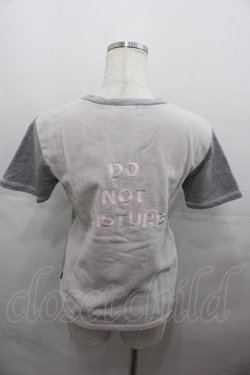 画像2: MILK / DO NOT DISTURB刺繍半袖カットソー  グレーＸ白 I-25-07-27-026-ML-TO-HD-ZI