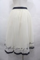 画像2: Fi.n.t / ロゴ刺繍チュールスカート  オフホワイト×グレイ I-25-08-09-084-CA-SK-HD-ZT663 (2)