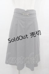 axes femme POETIQUE / ビットデザインタックパンツ  グレー I-25-08-09-101-AX-PA-HD-ZI