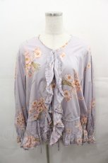 画像1: KETTY / 雛菊ブーケ総柄ブラウス  ラベンダー I-25-08-15-023-EL-BL-HD-ZT312 (1)