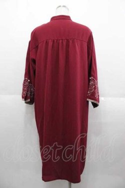 画像2: axes femme / 袖刺繍Aラインシャツワンピース M ボルドー I-25-09-02-067-AX-OP-HD-ZI