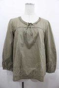INGEBORG / スカラップレースノーカーラーブラウス M カーキ I-25-09-13-030-LO-BL-HD-ZI