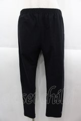 INGEBORG / 裾カメリア刺繍パンツ 3(9号) ブラック I-25-09-15-077-LO-PA-HD-ZI