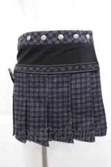 Ozz Croce / チェックプリーツ巻きスカート  黒Ｘ白 I-25-09-18-111-OO-SK-HD-ZI