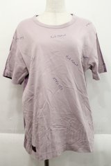 Karl Helmut / ロゴプリント半袖カットソー  パープル I-25-09-21-034-EL-TO-HD-ZI