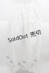 KETTY / 裾ローズブーケ刺繍スカート  白Ｘ赤 I-25-09-21-091-EL-SK-HD-ZI