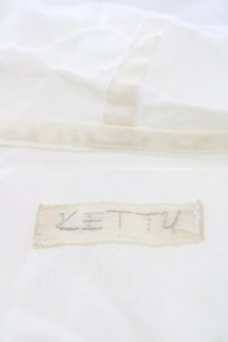 画像4: KETTY / ピンタックリボンフードブラウス  白 I-25-09-21-007-EL-BL-HD-ZI