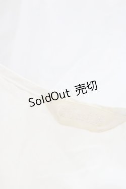 画像4: OLIVE des OLIVE / ピンタックフリルパールボタンブラウス  白 I-25-09-21-010-LO-BL-HD-ZI