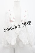 KETTY / ローズブーケ刺繍スカラップセーラー襟オーバーブラウス  白ｘ赤 I-25-09-21-012-EL-BL-HD-ZI