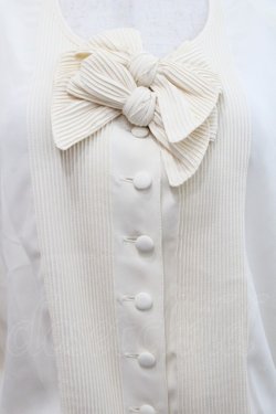 画像3: INGEBORG / ピンタックダブルリボンノーカラーブラウス  アイボリー I-25-09-21-013-LO-BL-HD-ZI