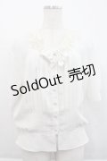 INGEBORG / レース襟半袖サテンブラウス  ホワイト I-25-09-21-016-LO-BL-HD-ZI
