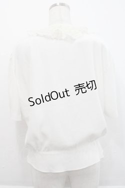 画像2: INGEBORG / レース襟半袖サテンブラウス  ホワイト I-25-09-21-016-LO-BL-HD-ZI