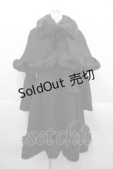 ATELIER PIERROT / ケープ付きファーコート  黒 I-25-09-24-019-EL-CO-SA-ZI