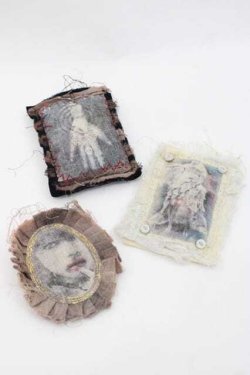 画像1: nikaism / ブローチセット  レッド I-25-09-27-059-GO-ZA-SA-ZI