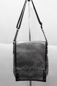 Jean Paul GAULTIER / メタリックショルダーバッグ  シルバーＸ黒 I-25-10-04-035-GO-BG-SA-ZI