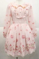 LIZ LISA / 【sanrio×LIZ LISA】スイートケーキ柄ワンピース  ピンク I-25-10-10-061-LO-OP-SA-ZI