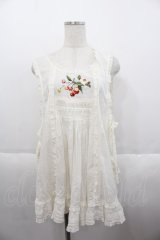 PINK HOUSE / 野ばらとチェリー刺繍タブリエ  白 I-25-10-15-078-LO-OP-SA-ZS