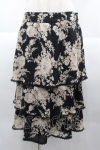 INGEBORG / ローズ柄2段フリルスカート 11 黒 I-25-10-18-116-LO-SK-SA-ZI