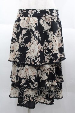 画像1: INGEBORG / ローズ柄2段フリルスカート 11 黒 I-25-10-18-116-LO-SK-SA-ZI