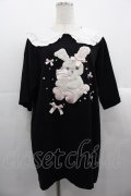 Honey Cinnamon / アイスリボンハニーちゃん襟付きTシャツ  黒Ｘ白 I-25-10-24-070-LO-TO-SA-ZI