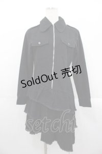 PEACE NOW / 裾3段フリルコート  黒 I-25-10-29-049-PU-CO-SA-ZI