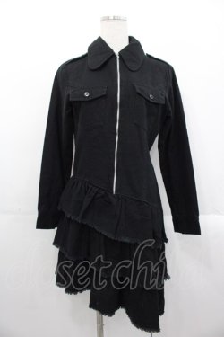 画像1: PEACE NOW / 裾3段フリルコート  黒 I-25-10-29-049-PU-CO-SA-ZI