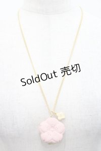 Q-pot. / サクラモナカマッチャアンネックレス  ピンクＸ抹茶 I-25-10-29-117-QP-AC-SA-ZI