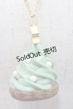 画像4: Q-pot. / クリスマスツリーカップケーキネックレス  グリーン I-25-10-29-118-QP-AC-SA-ZI