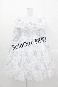 Selkie / フラワープリント長袖ワンピース  白ｘ青 I-25-10-29-028-LO-OP-SA-ZI