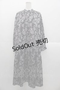 axes femme NOSTALGIE / ペイズリー×ドット柄ワンピース  黒 I-25-10-29-036-AX-OP-SA-ZI