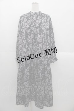 画像1: axes femme NOSTALGIE / ペイズリー×ドット柄ワンピース  黒 I-25-10-29-036-AX-OP-SA-ZI