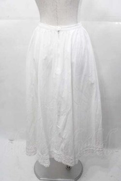 画像2: PINK HOUSE / 裾フリル&ハシゴレーススカート  ホワイト I-25-11-04-074-LO-SK-SA-ZI