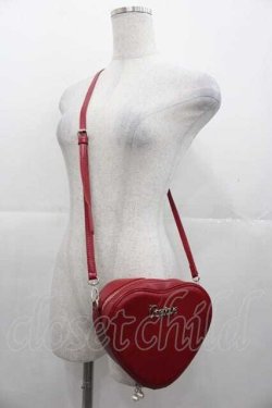 画像1: axes femme POETIQUE / ロゴプレートハートポシェット  赤 I-25-11-04-094-AX-BG-SA-ZI