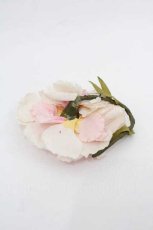 画像2: PINK HOUSE / カーネーション風コサージュ  ピンクＸ緑 I-25-11-04-123-LO-AC-SA-ZI (2)