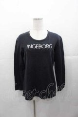INGEBORG / ロゴプリント長袖Tシャツ  ブラック I-25-11-04-031-LO-TS-SA-ZI