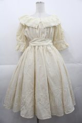 Sheglit / フラワーブーケのレースワンピース  生成り I-25-11-07-070-EL-OP-SA-ZI