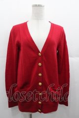 Jane Marple Dans Le Salon / エンブレムボタンロングカーディガン  赤Ｘゴールド I-25-11-07-014-JM-TO-SA-ZI